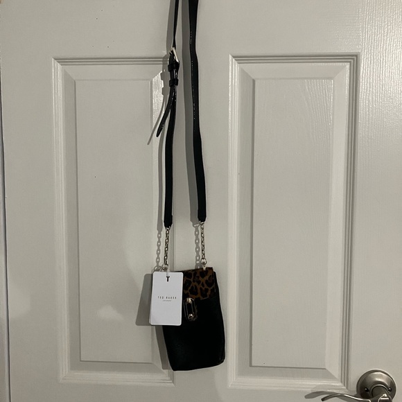 Ted Baker Crossbody CellPhone Holder Like new with tags - Picture 3 of 3